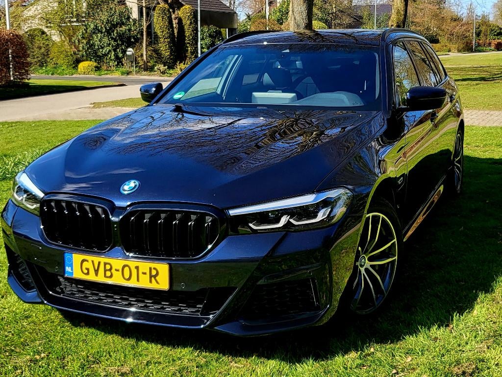 BMW 5-Serie 530e 292pk Aut 2024 Blauw, 1998 cc, Achterwielaandrijving, 4 cilinders, Blauw