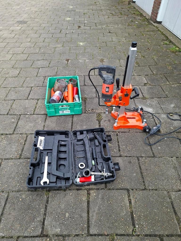diamantboormachine nat/droog spero, Ophalen, Gebruikt, 600 watt of meer, Boormachine