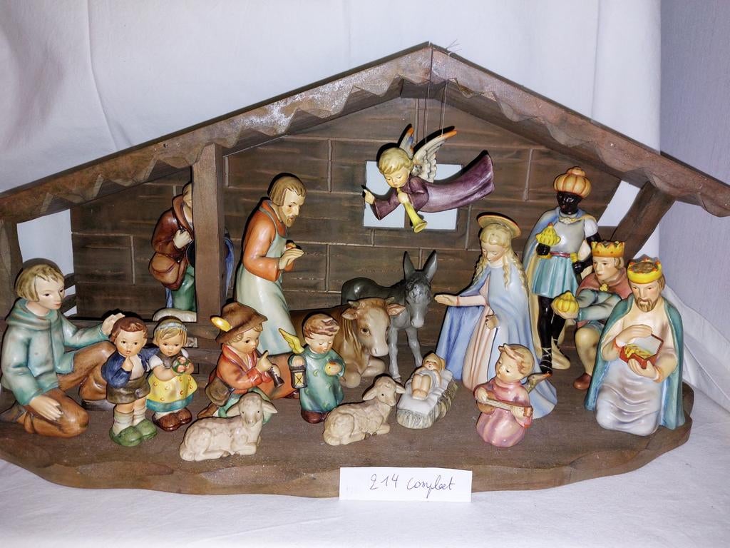 Hummel/ Goebel kerstgroep 214 I met kerststal en hangengel, Antiek en Kunst, Antiek | Porselein, Ophalen of Verzenden