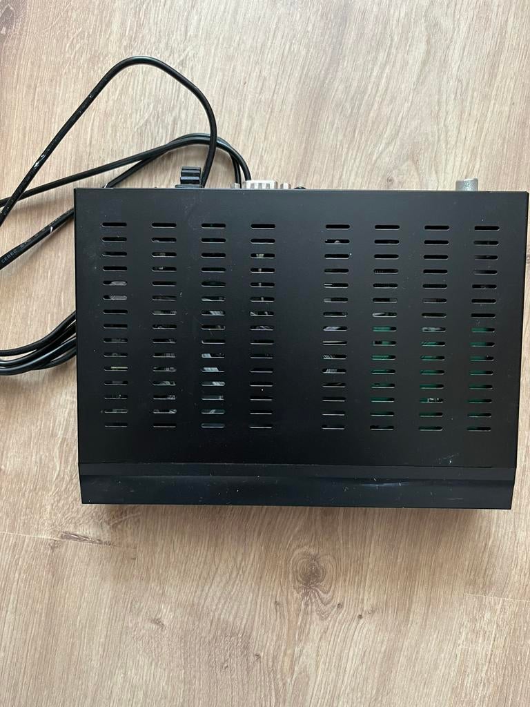 Tv box, Ophalen of Verzenden, Zo goed als nieuw