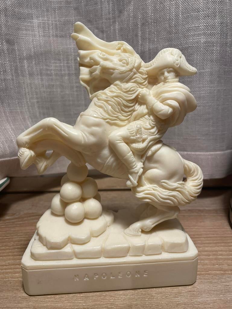 Napoleon te paard beeld - A. Gianetti, Verzamelen, Beelden en Beeldjes, Ophalen of Verzenden, Zo goed als nieuw, Mens