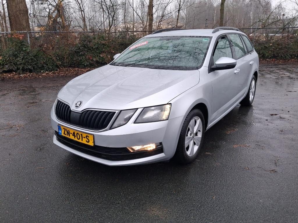 Skoda Octavia 1.0 TSI Greentech 115pk 2018 Grijs SUPER, Auto's, Stof, 620 kg, Handgeschakeld, 115 pk