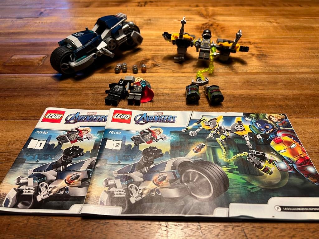 Lego Avengers 76142 speeder bike attack, Ophalen of Verzenden, Zo goed als nieuw