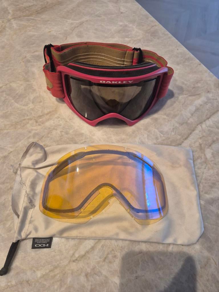 Oakley Skibril met extra lens, Sieraden, Tassen en Uiterlijk, Zonnebrillen en Brillen | Dames, Ophalen of Verzenden, Zo goed als nieuw