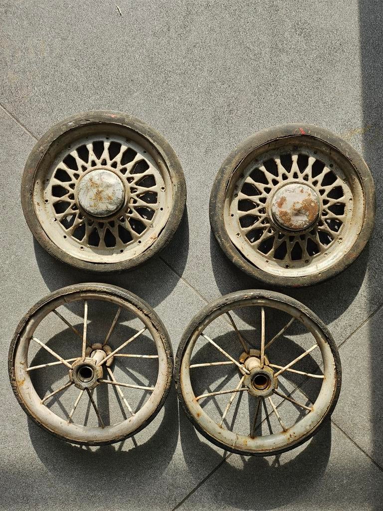 Trapauto spaakwielen, Antiek en Kunst, Antiek | Speelgoed, Ophalen of Verzenden