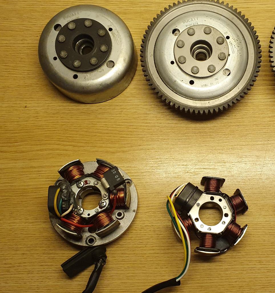 Nieuw! Grondplaat Verstelbaar Ducati Ontsteking Derbi Senda, Ophalen of Verzenden, Nieuw, Blok, Derbi