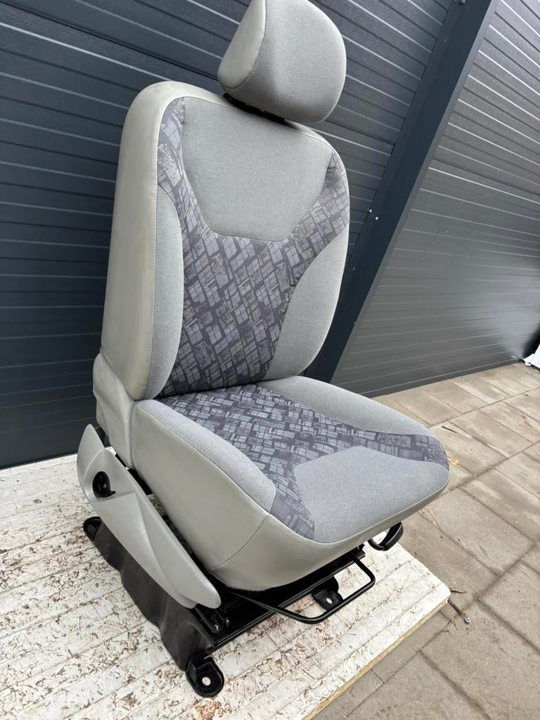 stoel rechts Opel Vivaro Renault Trafic Nissan Primastar, Tymtop5@gmail.com, 3161ek, Tymtop, Nieuw