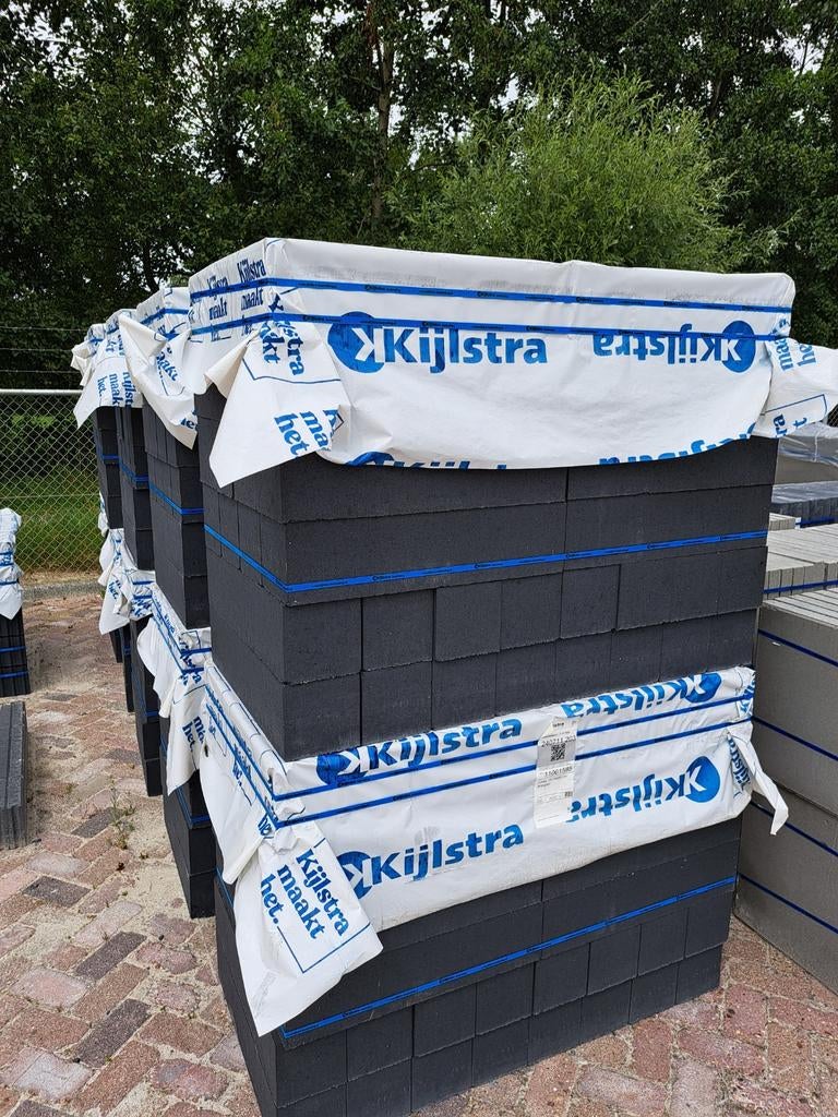 Linea stapelblokken 15x15x60cm antraciet, Tuin en Terras, Tegels en Klinkers, Nieuw, Overige typen, Beton, Minder dan 5 m², Ophalen