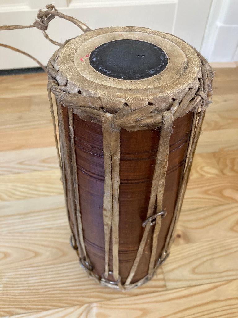 Trommel Madal handgemaakt in Nepal 2 kanten bespeelbaar, Ophalen of Verzenden, Gebruikt, Trommel