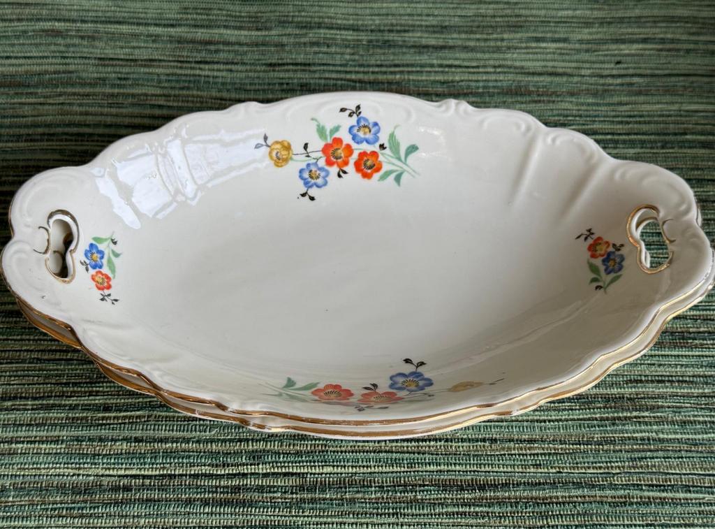 Vintage/ antieke schaaltjes (2)  Altrohlau uit serie 1921, Antiek en Kunst, Ophalen