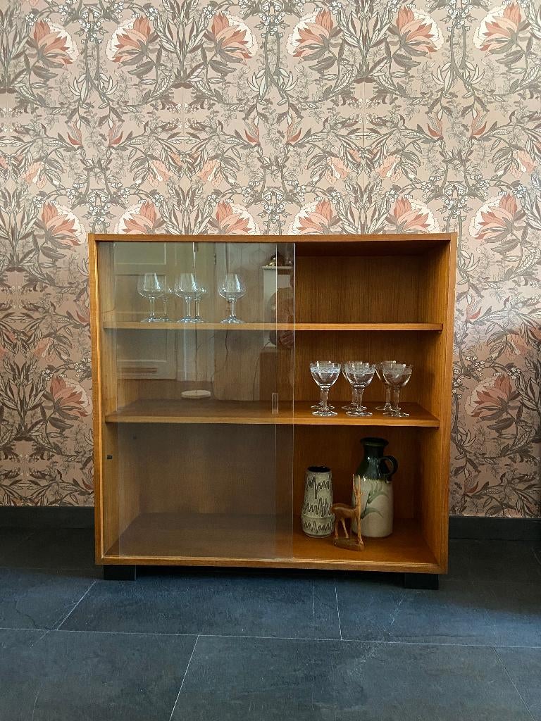 Vintage Deense vitrinekast met 2 schuifdeuren, Ophalen, Vintage Deens design, Gebruikt, Glas