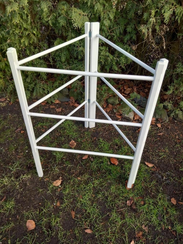 Antiek houten inklapbaar wasrek, Ophalen