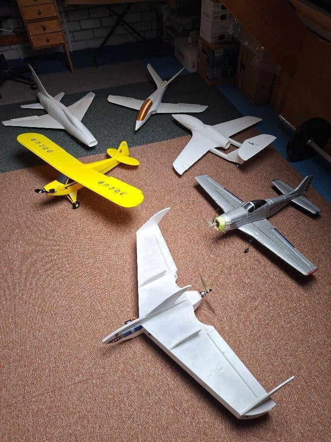 modelvliegtuig, Nieuw, Groter dan 1:72, Vliegtuig, Ophalen