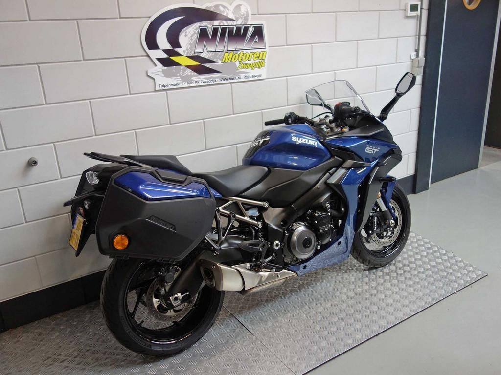 SUZUKI GSX-S 1000 GT - foto 3