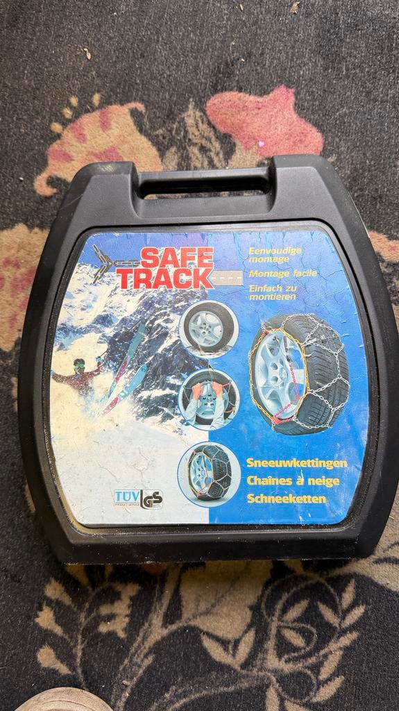 Sneeuwkettingen safetrack sft-555, Ophalen, Zo goed als nieuw