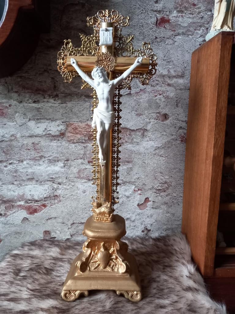 Antiek brocant kruisbeeld crucifix  Jezus ‼️Opruiming ‼️, Antiek en Kunst, Antiek | Religie, Ophalen of Verzenden