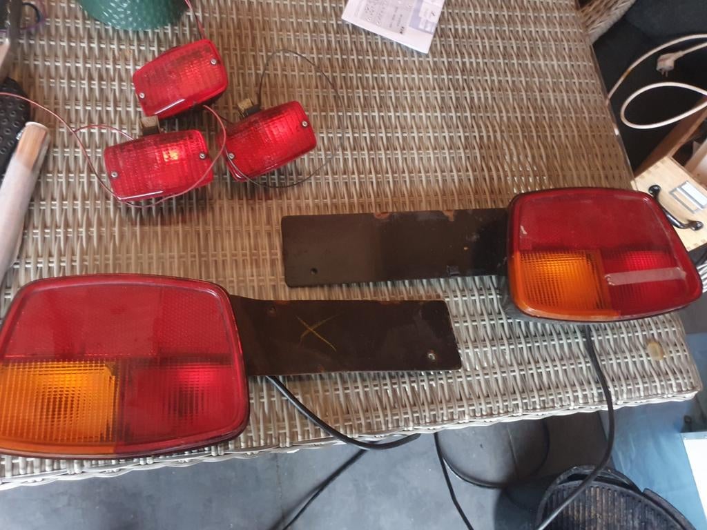 Achterlichten Hella - Diverse Modellen, Ophalen of Verzenden, Gebruikt, Universele onderdelen