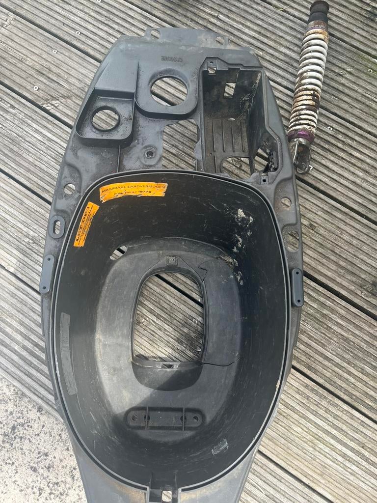 Verschilende piaggio en derbi onderdelen., Ophalen of Verzenden, Gebruikt, Blok