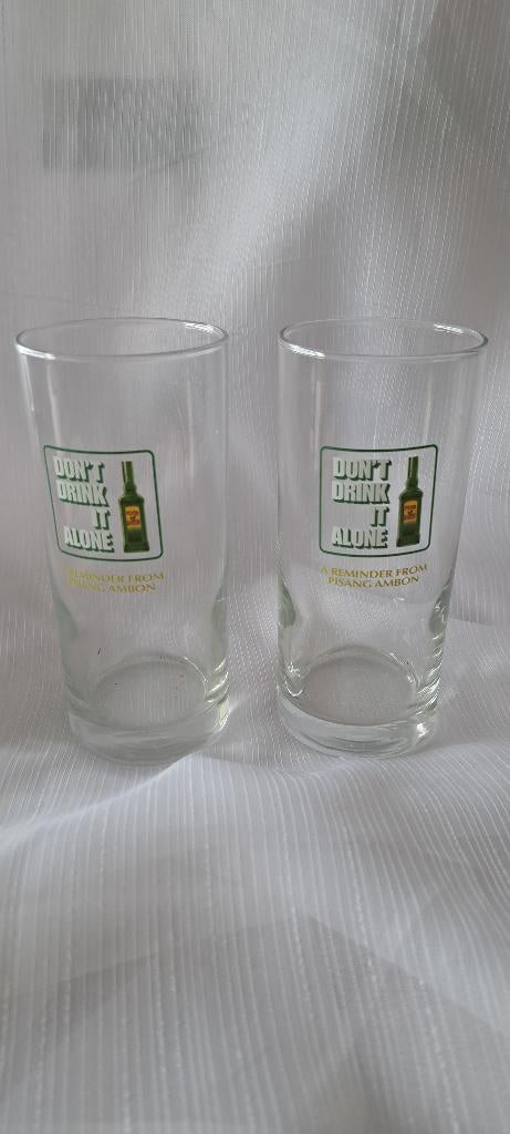 PISANG AMBON dont drink alone glazen, 2 stuks, Verzamelen, Ophalen of Verzenden, Zo goed als nieuw, Borrel- of Shotglas