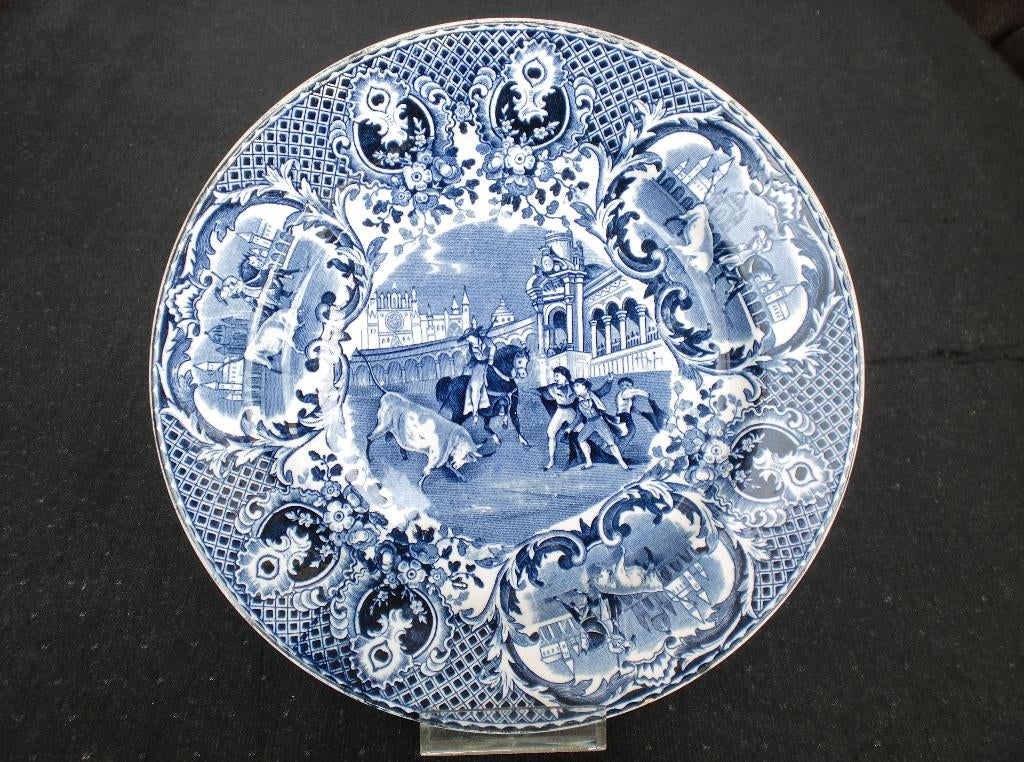 Aardewerk bord Stiergevecht – Société Céramique, Maastricht, Ophalen of Verzenden