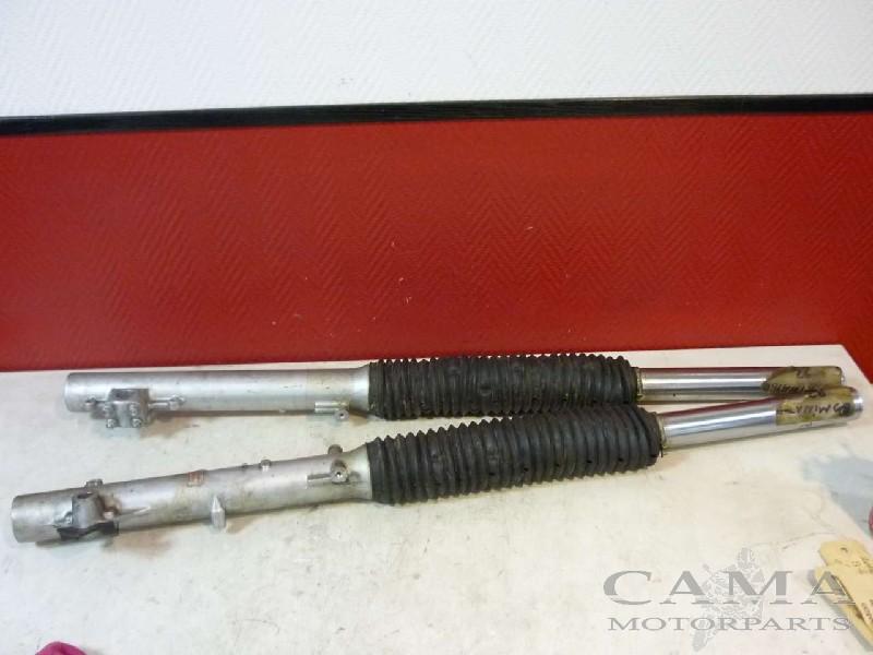 VOORVORK COMPLEET Honda NX 650 (01-1970/-), Dhr. S. di Majo, Gebruikt, Info@cama-motorparts.nl, P.J. Troelstraweg 8 8
3144 CX  MAASSLUIS, NL