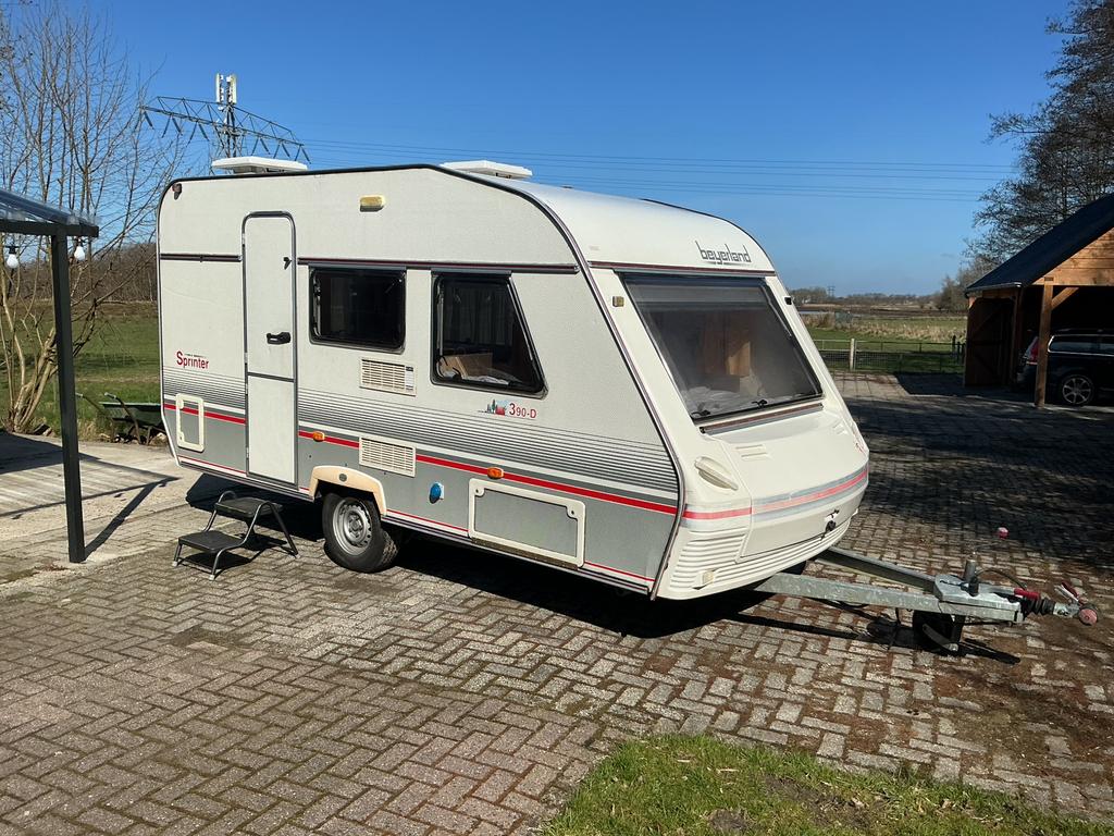 Beyerland Sprinter 390-D incl luifel, voortent, winterhoes, Luifel, Treinzit, Dwarsbed, Particulier