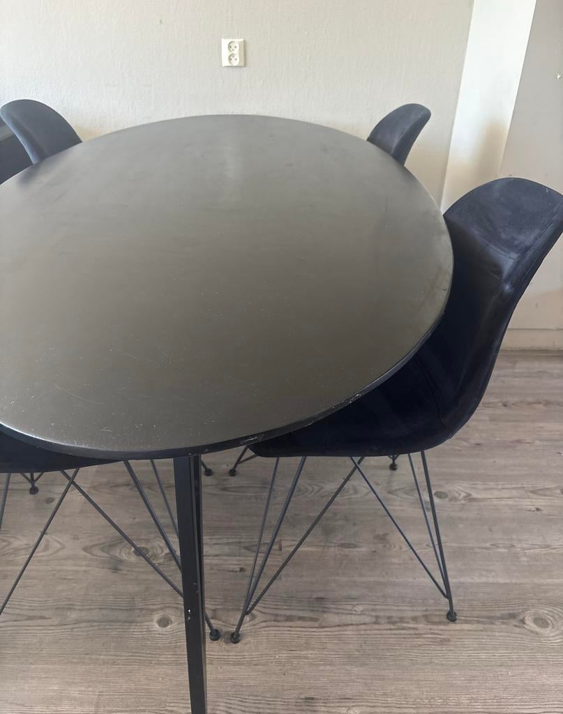 Eettafel met 4 stoelen - ook los te koop, Huis en Inrichting, Tafels | Eettafels, Gebruikt, 100 tot 150 cm, Rond, Ophalen of Verzenden