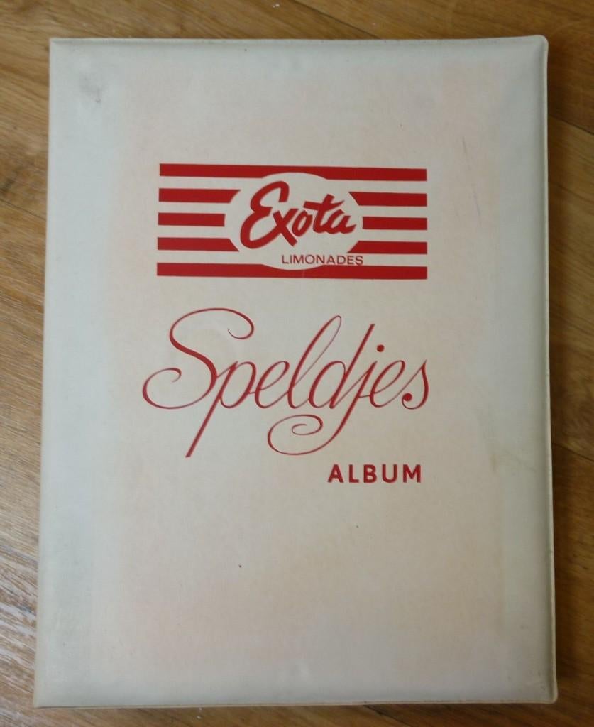 speldjesalbum EXOTA vol met speldjes   (veel sport)    (01), Ophalen of Verzenden, Gebruikt, Overige onderwerpen, Speldje of Pin