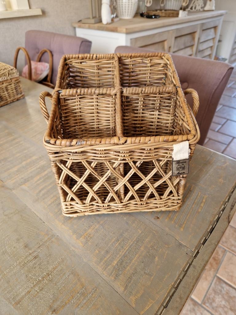 Rivièra Maison rieten mand voor keukengerei, Huis en Inrichting, Woonaccessoires | Schalen en Manden, Mand, Vierkant, Ophalen of Verzenden
