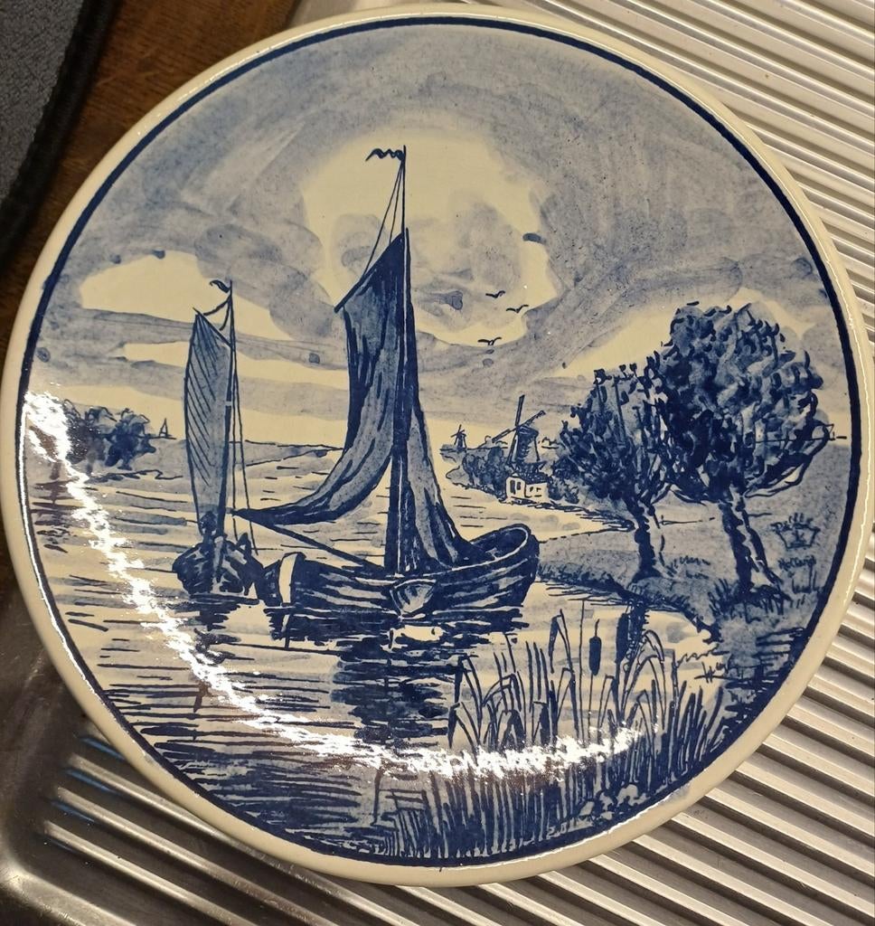 Delfts blauw bord met Hollandse scene, Ophalen of Verzenden