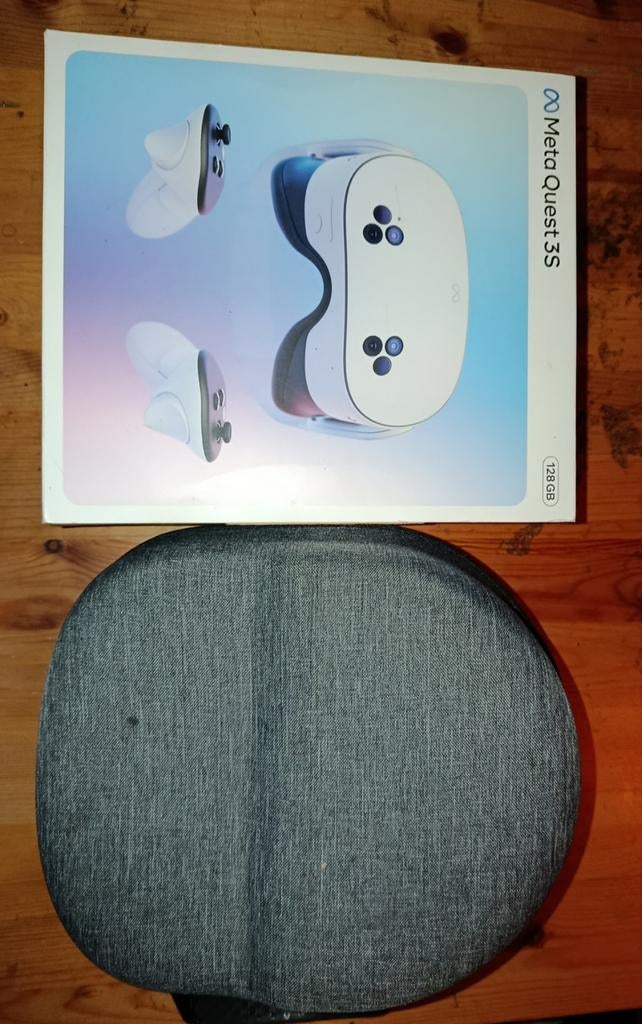 Meta Quest 3S met travel case, Spelcomputers en Games, Virtual Reality, Ophalen of Verzenden, Zo goed als nieuw, Overige platformen