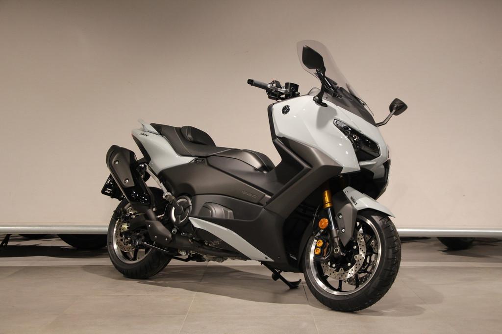 Yamaha T-MAX 560 TECH MAX (bj 2026) - foto 2