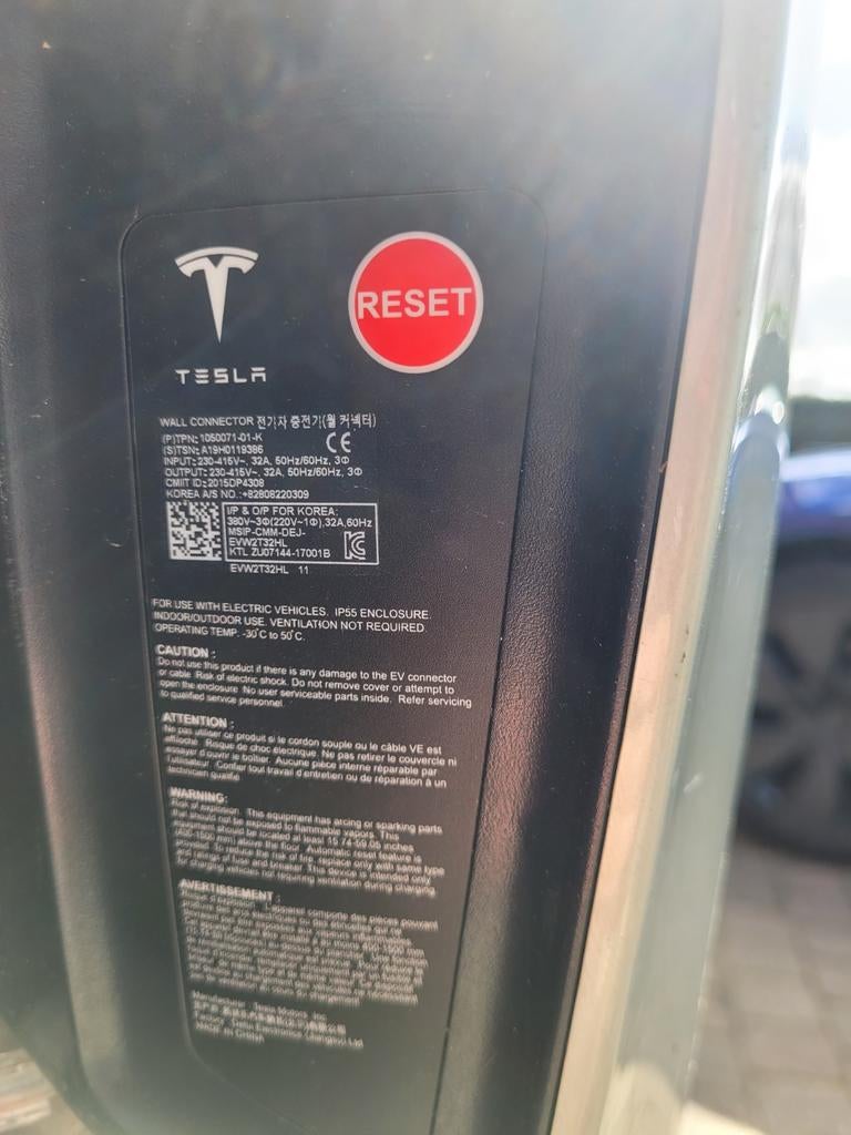 Tesla Wall Connector Gen 2 - 7.2m kabel - Goede staat, Ophalen of Verzenden