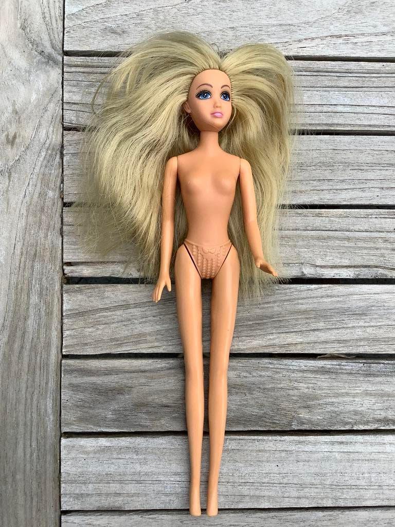 Barbiepop - met lange blonde haren, Ophalen of Verzenden, Zo goed als nieuw, Barbie