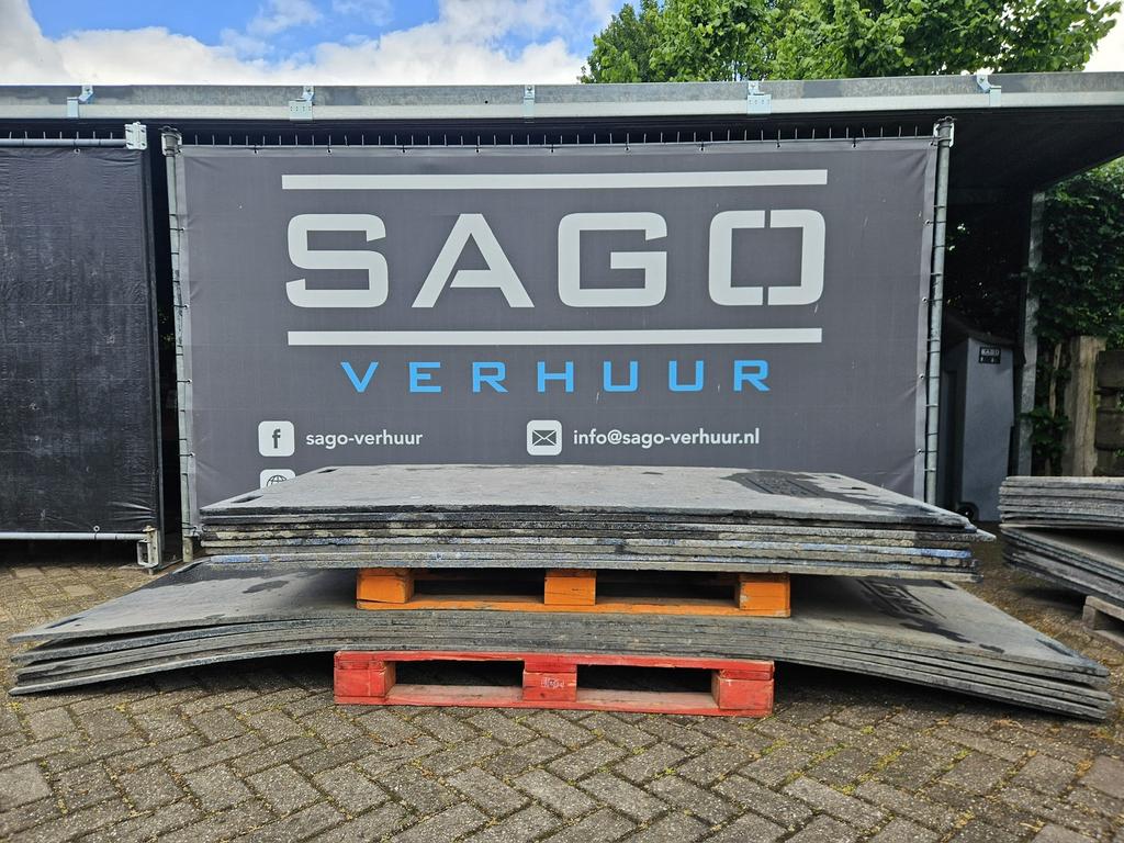 Tijdelijke verharding nodig? Huur kunststof (HMPE) rijplaten, Ophalen of Verzenden