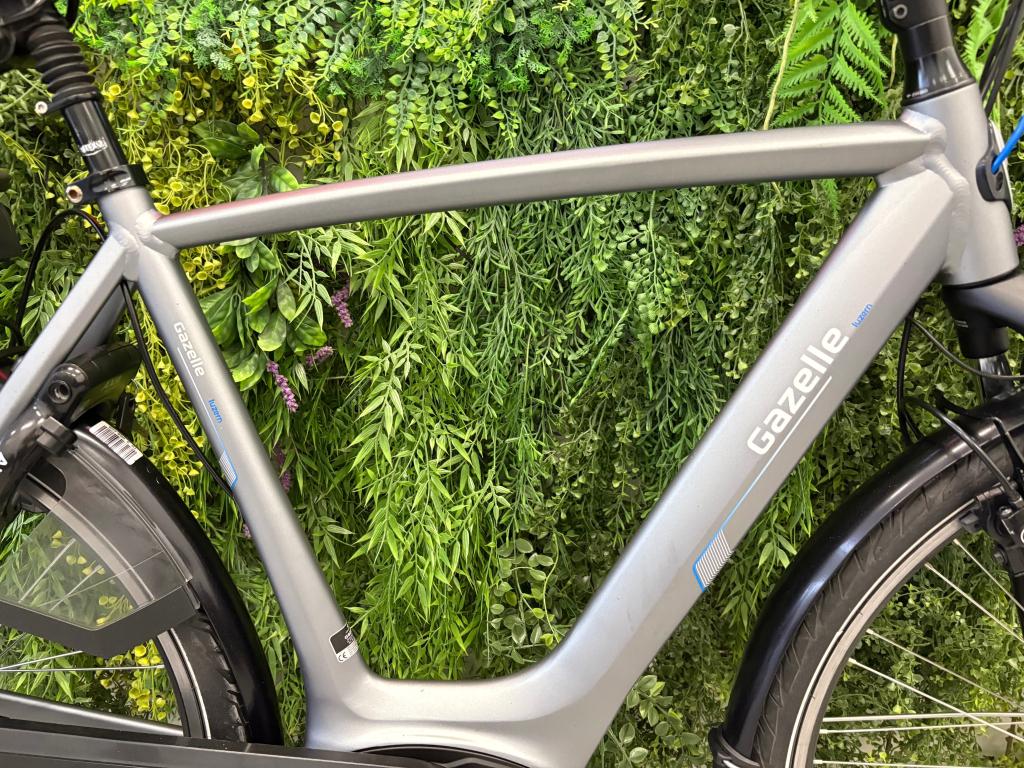 Gazelle Luzern - 400Wh - Bosch Line Active+ - 57cm, -, Ophalen of Verzenden, Zo goed als nieuw, 50 km per accu of meer