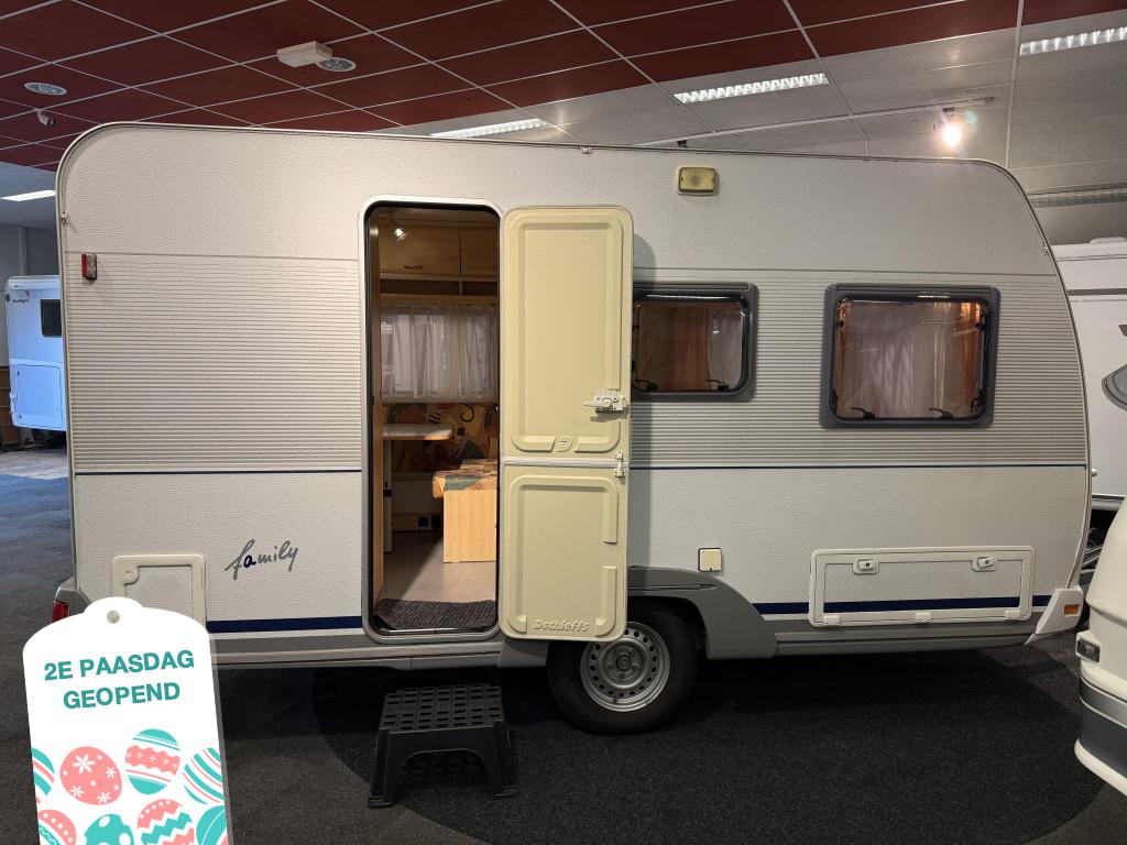 DETHLEFFS 420 DB VASTBED TREINZIT VOORTENT SLECHTS 780KG, Caravans en Kamperen, Caravans, Overige typen, Bedrijf, Treinzit, Tot en met 4