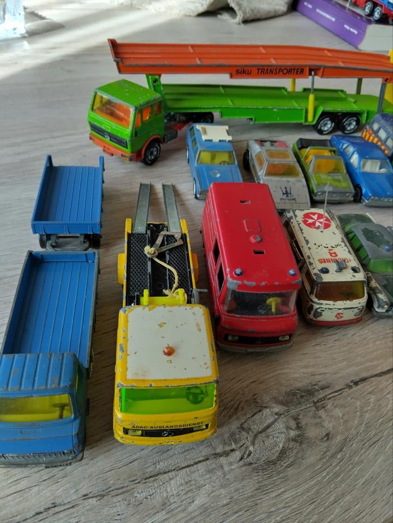 Siku V Serie., Kinderen en Baby's, Speelgoed | Speelgoedvoertuigen, Ophalen of Verzenden
