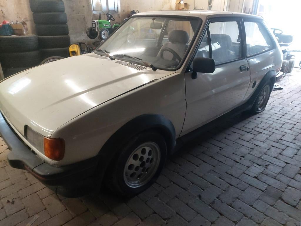 Ford fiesta XR2  advertentie GOED LEZEN., Auto's, Oldtimers, Particulier, Te koop