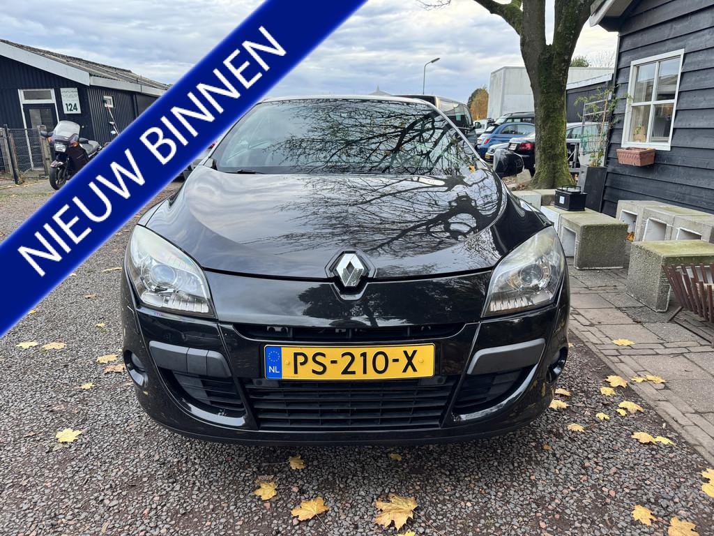 Renault Mégane Coupé-Cabriolet 1.4 TCE Privilège, Voorwielaandrijving, Euro 5, Gebruikt, 750 kg