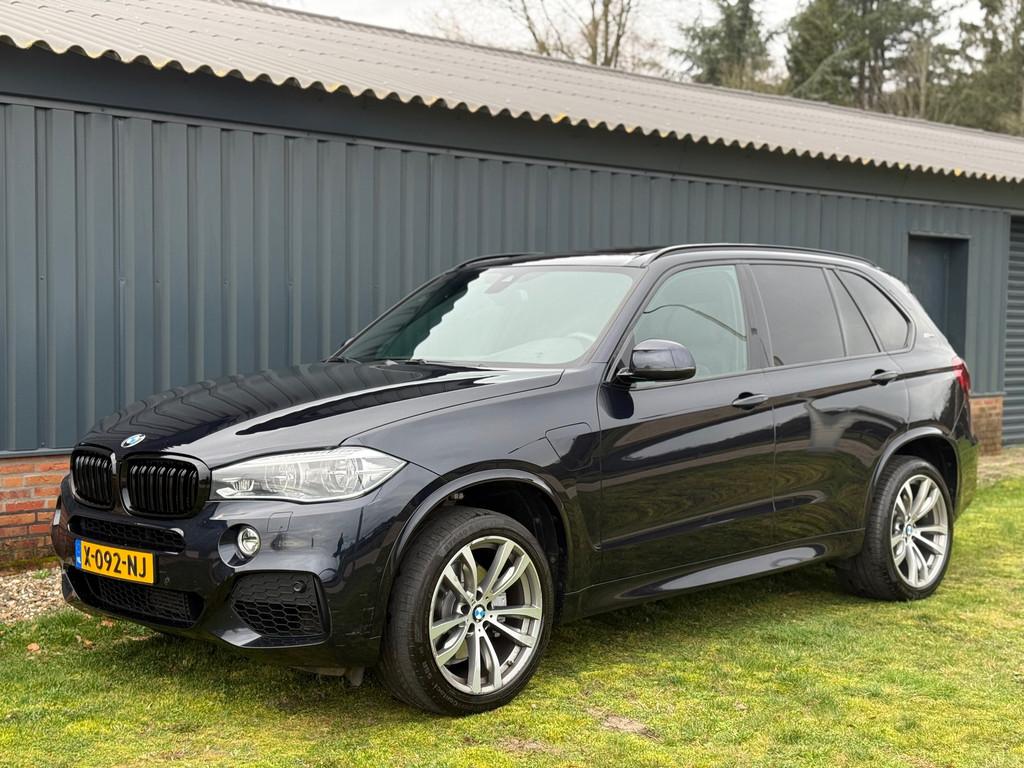 BMW X5 XDrive40e iPerformance M-Sport * Pano * Carbon Black, Auto's, Gebruikt, 4 cilinders, Zwart, Bedrijf