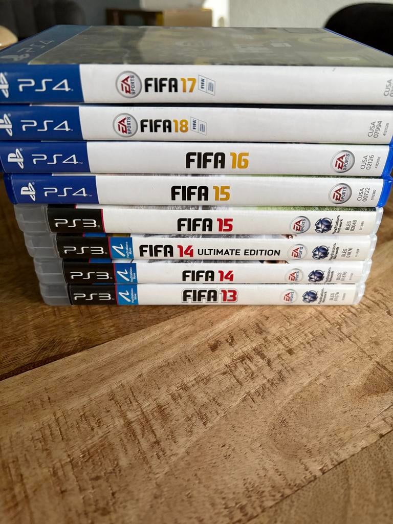 Collectie FIFA games PS3 en PS4, Spelcomputers en Games, Games | Sony PlayStation 4, Gebruikt, Ophalen of Verzenden, Sport, 3 spelers of meer
