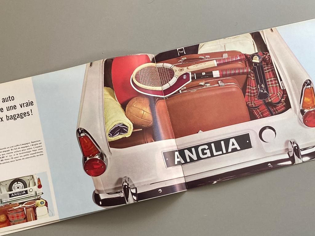 Brochure Ford Anglia (circa 1965), Ophalen of Verzenden, Zo goed als nieuw, Ford