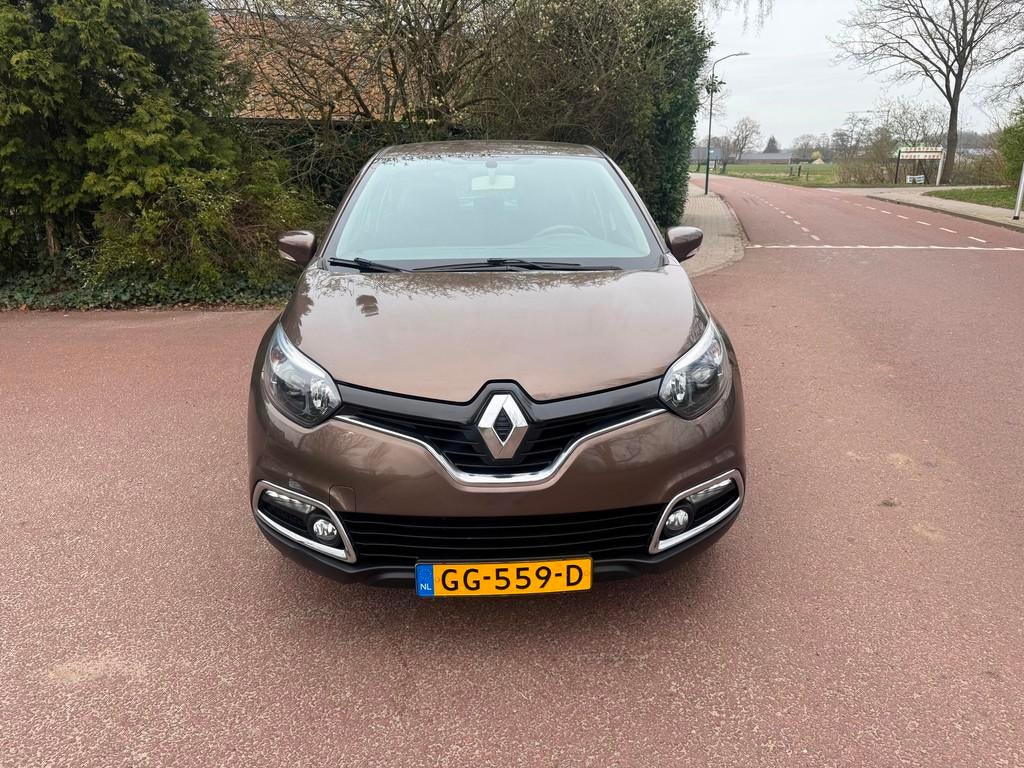 Renault Captur 0.9 TCe Expression / Navi / Airco / Apk / BT, Auto's, Voorwielaandrijving, Gebruikt, Bruin, 49 €/maand