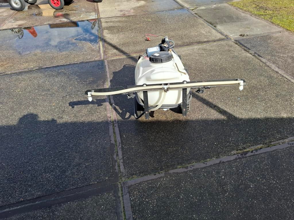 Onkruidsproeier voor zitmaaier - Automatisch & Handmatig, Ophalen, Gebruikt, Precision