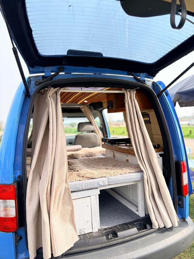 camper met slaapplek en opbergruimte, Caravans en Kamperen, Buscamper of Camperbus, Tot en met 2, Handgeschakeld, Benzine