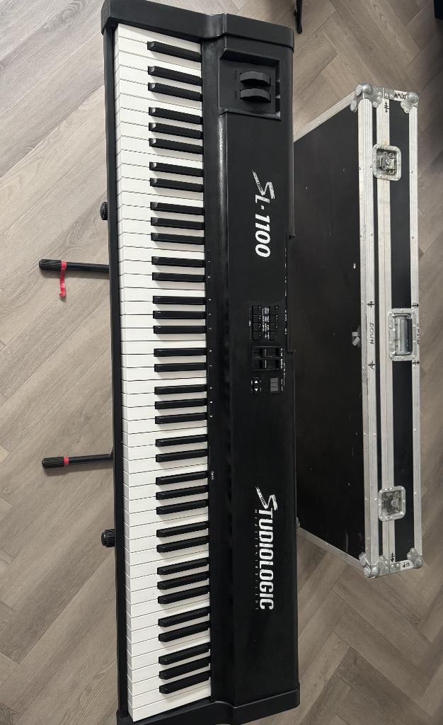 Studiologic SL-1100 stage Piano, Muziek en Instrumenten, Piano's, Ophalen, Gebruikt, Zwart, Piano
