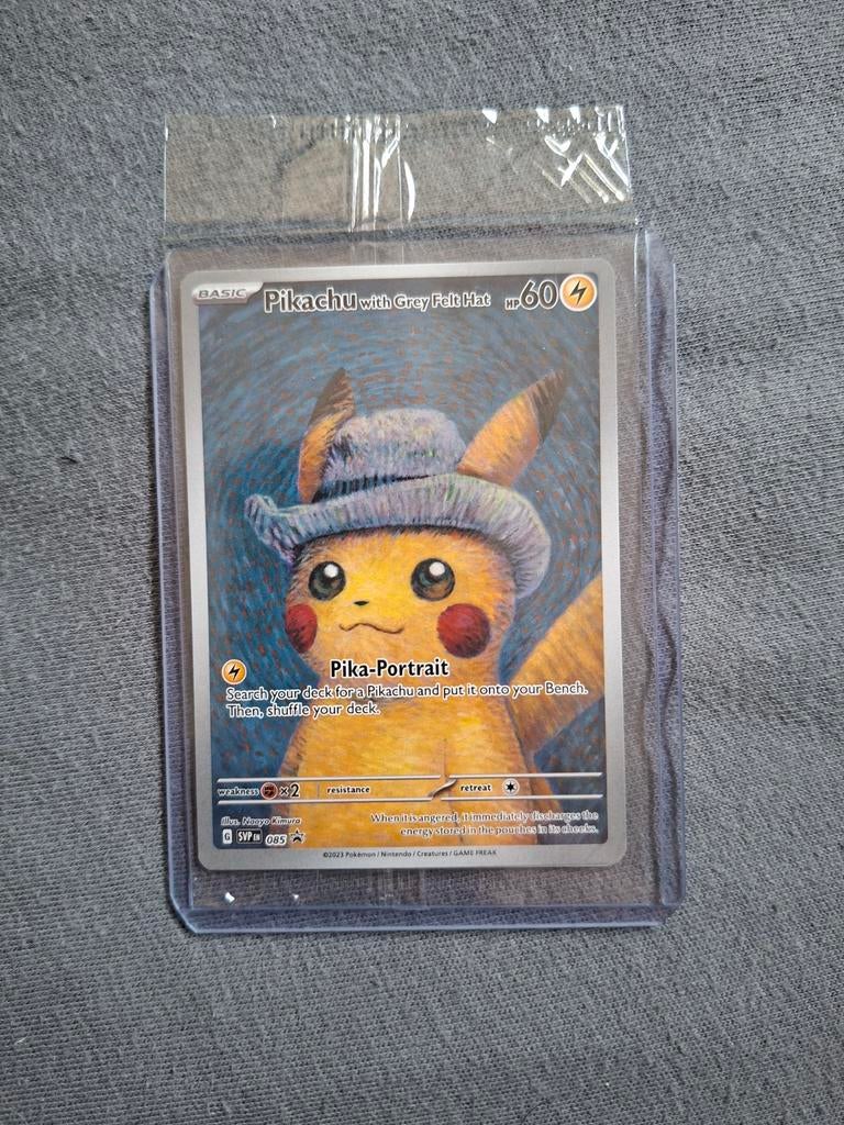 Pikachu met Grijze Vilthoed Pokémon Kaart, Hobby en Vrije tijd, Verzamelkaartspellen | Pokémon, Zo goed als nieuw, Losse kaart