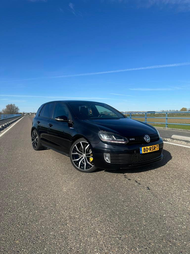 Volkswagen Golf 6 GTI 2.0 155KW DSG 2009 Zwart, Auto's, Volkswagen, Zwart, 4 cilinders, Zwart, Golf
