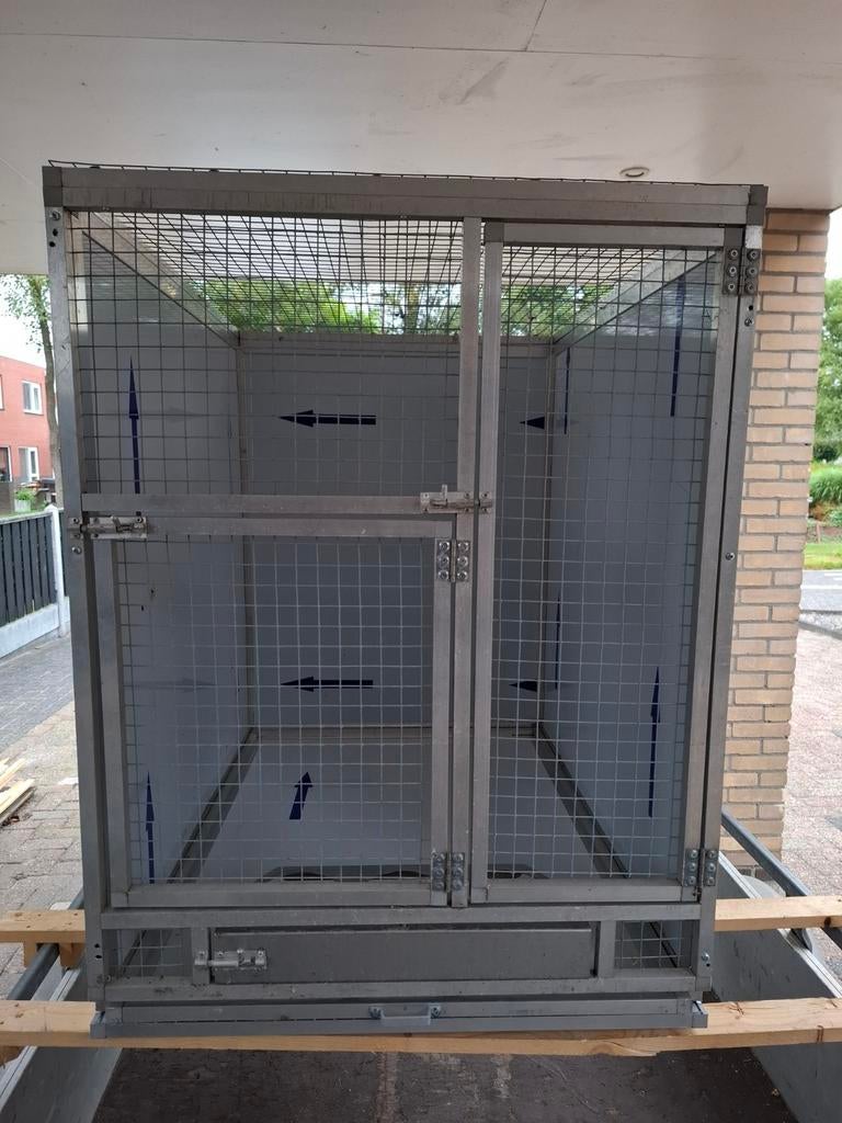 Nieuwe onderhoudsvrije broedkooi met voederplateau en lade, Ophalen, Aluminium, Volière